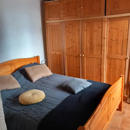 Dans Maison De Village Appartement *